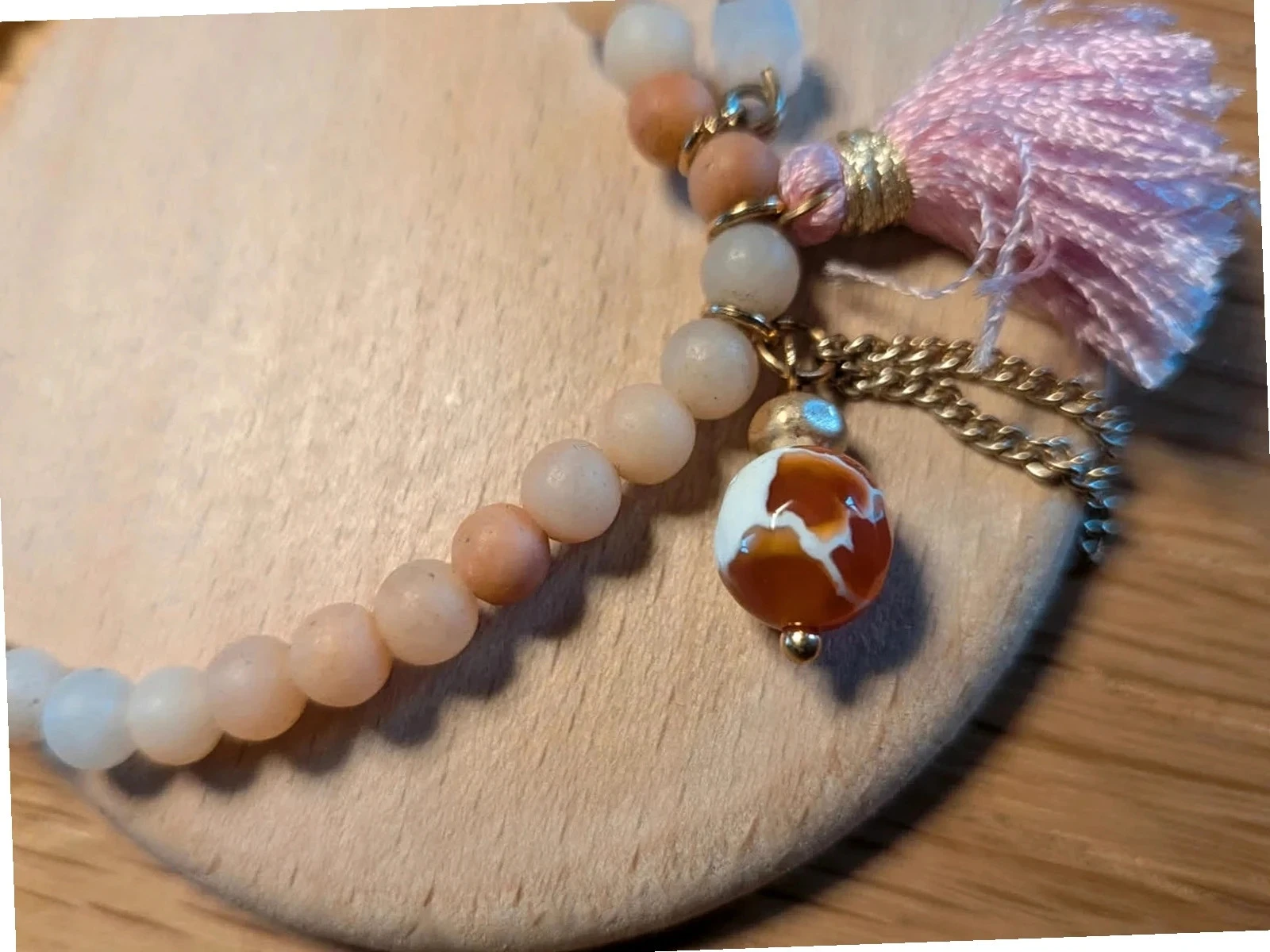 Pulsera y dijes de fantasía multicolores – photo 2